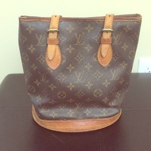 Louis Vuitton PM bucket